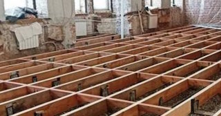 Демонтаж деревянных перекрытий - Качественные услуги в Нововоронеже от Сварной-Нвв от 722 руб.